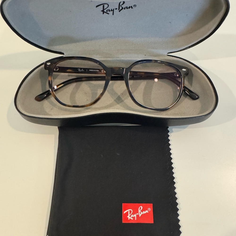 Ray-Ban Brown Tortoise Glasses